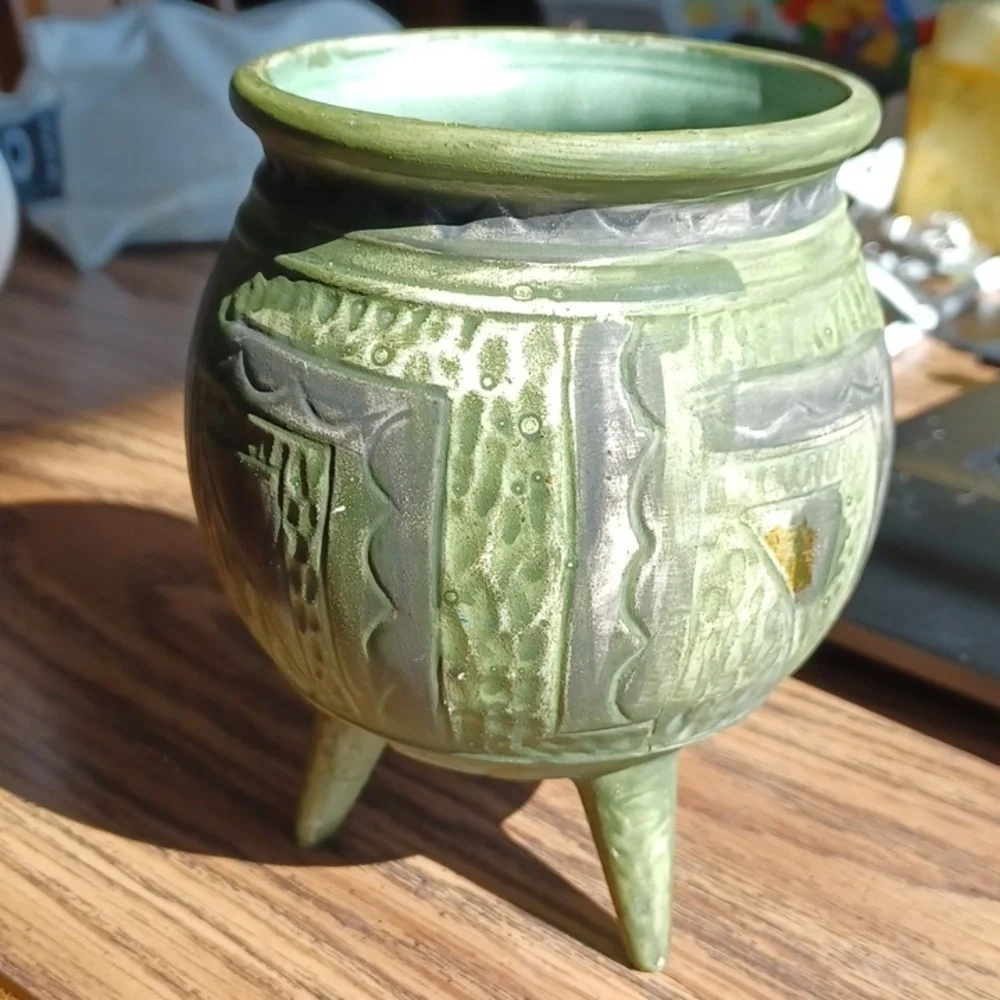 NAPCO Vintage Green Footed Planter, 1982, VIA Appia, A5497, 5.5
